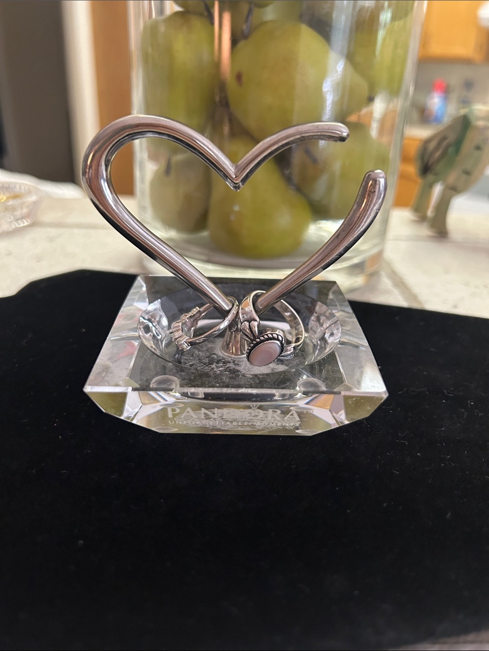 Pandora Silver Heart Ring Stand with Pink Accent Ring